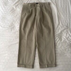 Men's pleated wide chinos